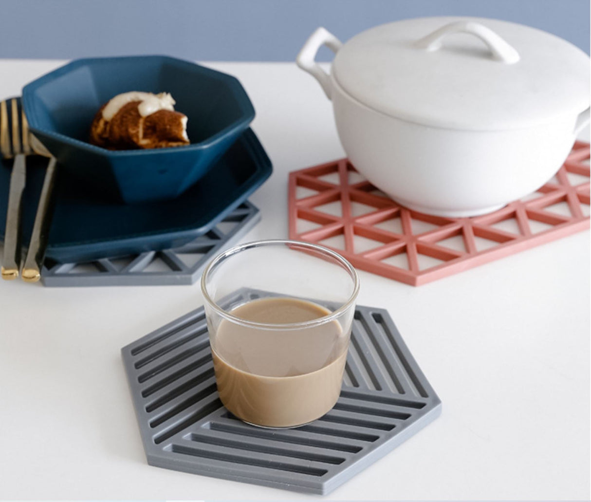 Hexagonal Versatile Table Mats