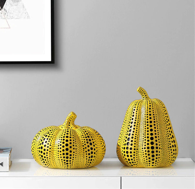 Mia Modern Dot Pumpkins