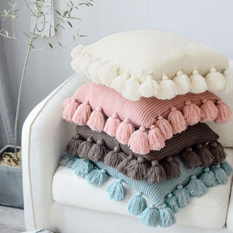 The Deluxe Tassel Knitted Pillow Cover
