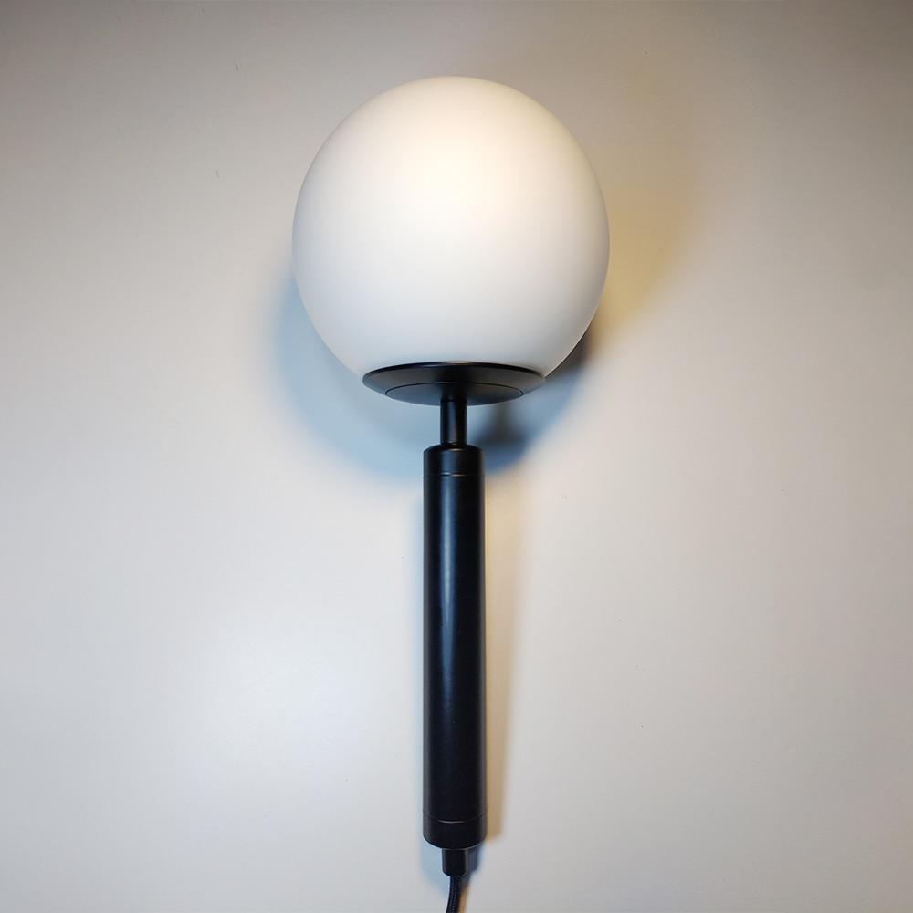 Scandinavian - Modern Glass Ball Wall Lamp