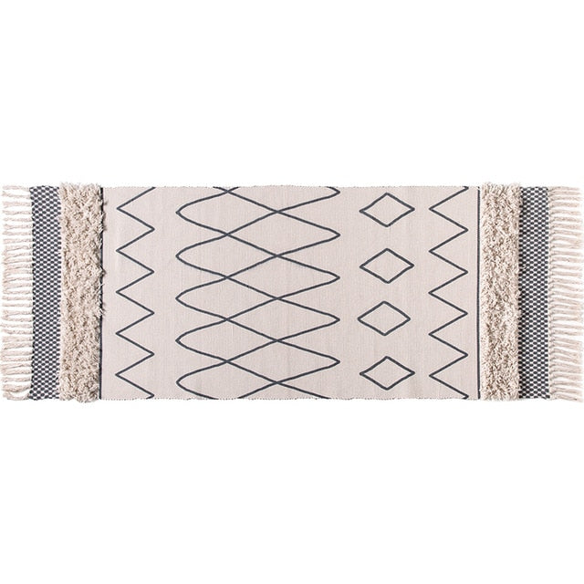 Farah Hand Woven Accent Rug