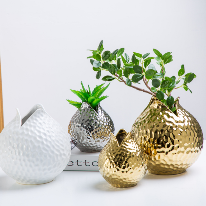 The Pomegranate Vase