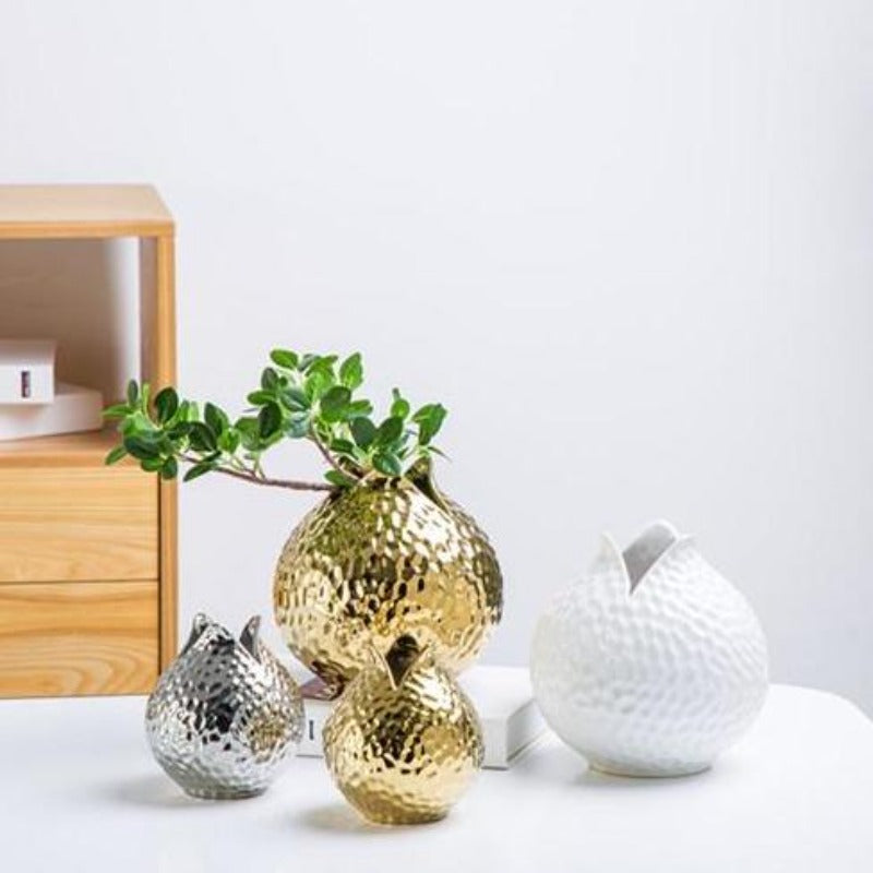 The Pomegranate Vase