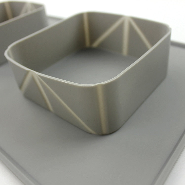 The Outdoor Adventure Pet Food Bowl Set