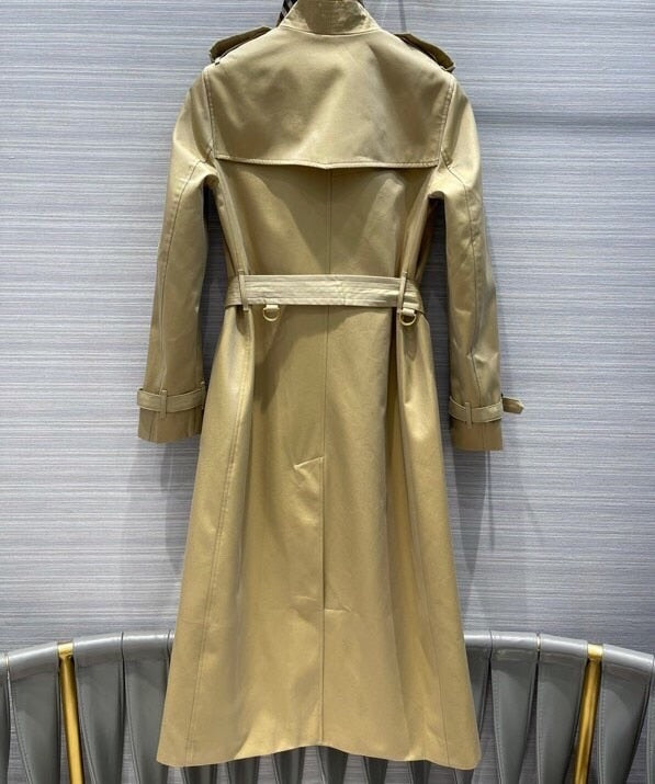 The new waist trench coat