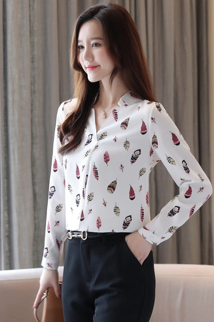 Print V neck Chiffon Blouse