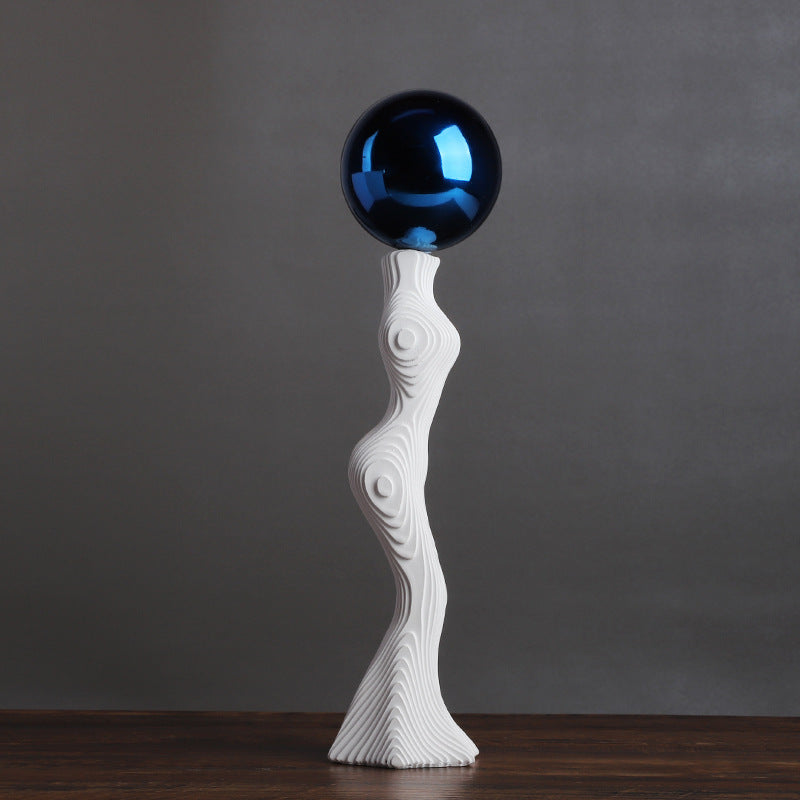 Gigi Gradeful Girl Statues