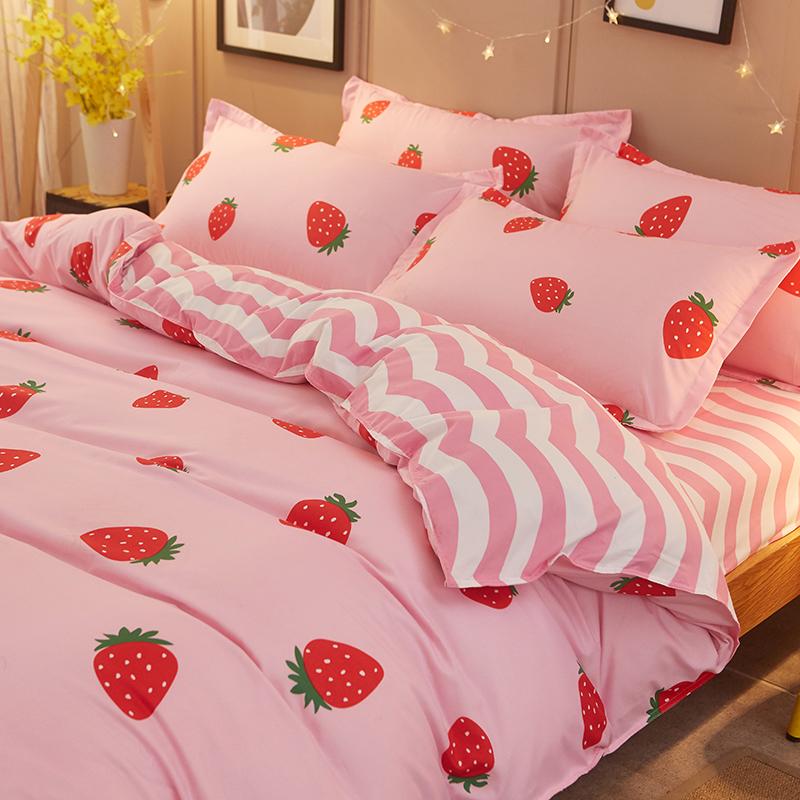 Strawberry Bedding Set