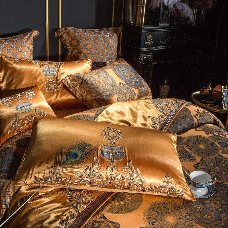Wynn Luxury Gold Duvet Cover & Shams 600tc