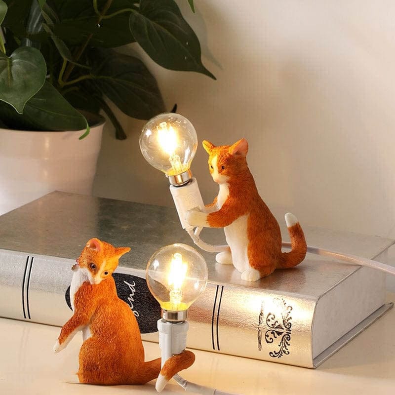 Cat Statue Table Lamp