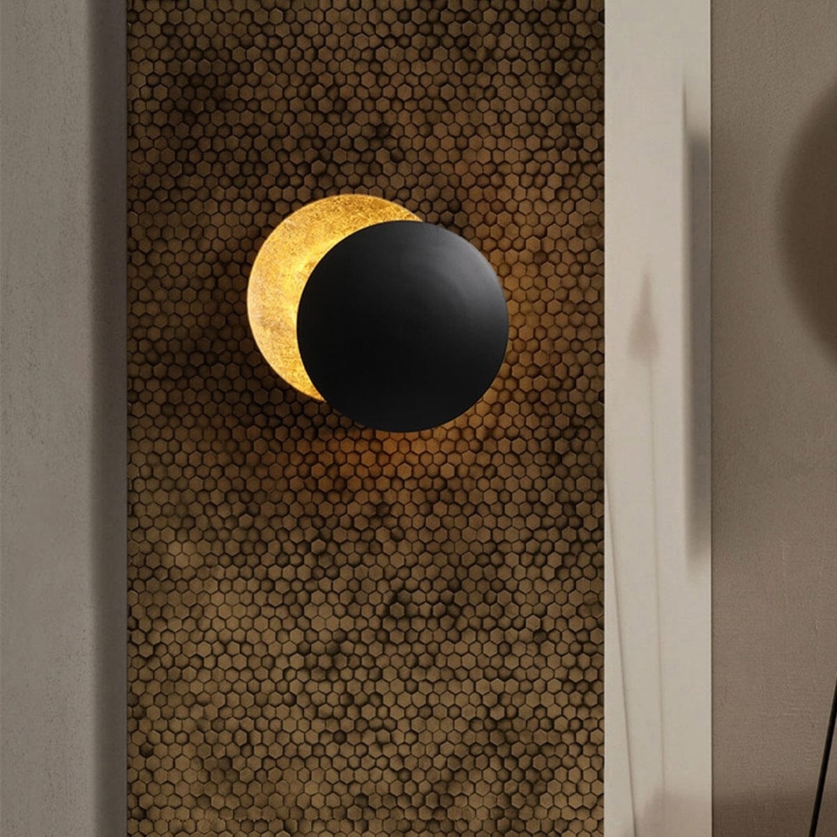 Eclipse Wall Light