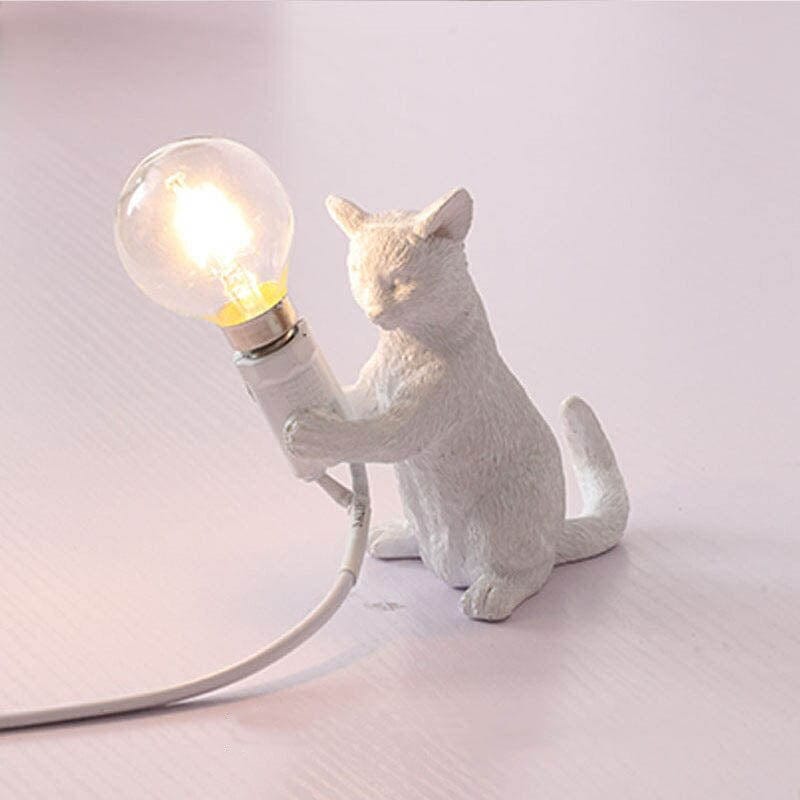 Cat Statue Table Lamp