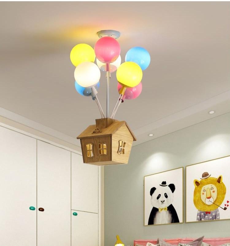Flying Balloon House Chandelier
