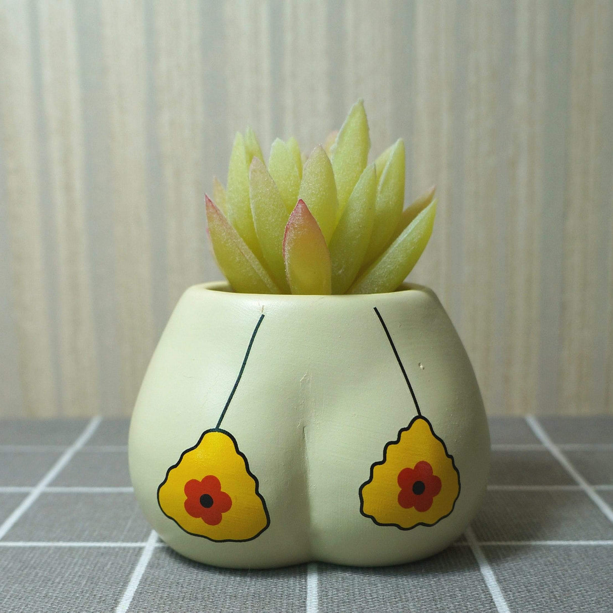 Bikini Pot