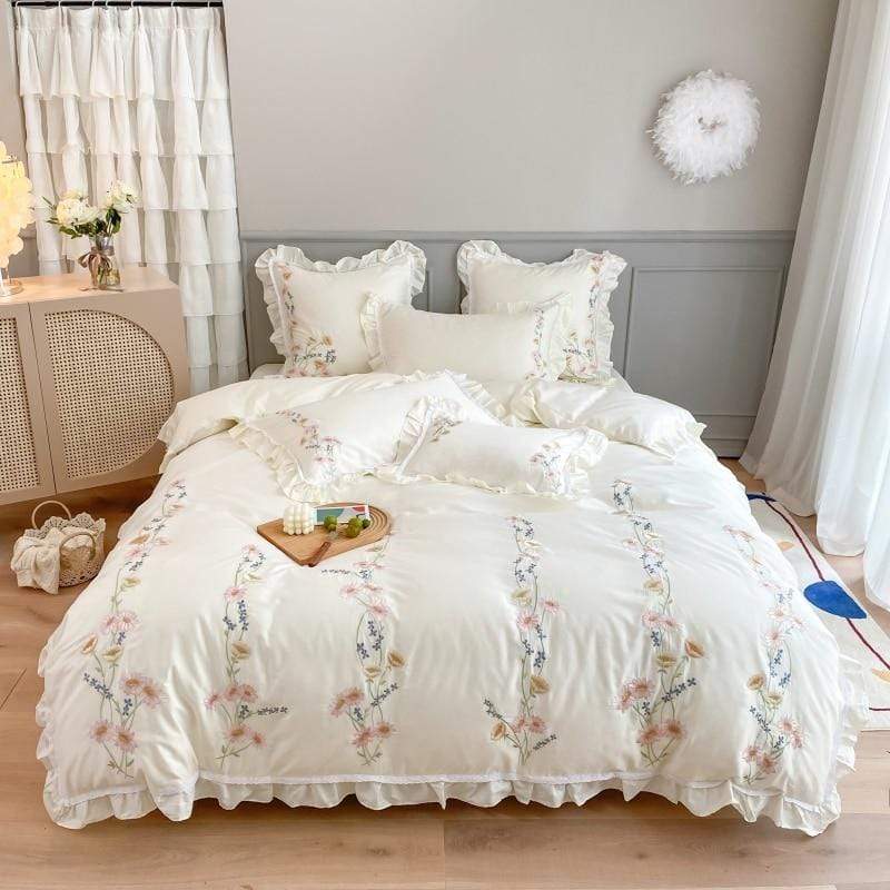Luxury Floral Embroidery 4 Pieces Bedding Set