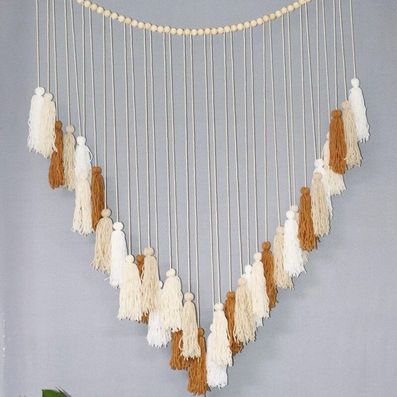 Macramé Wall Deco With Wood Beads
