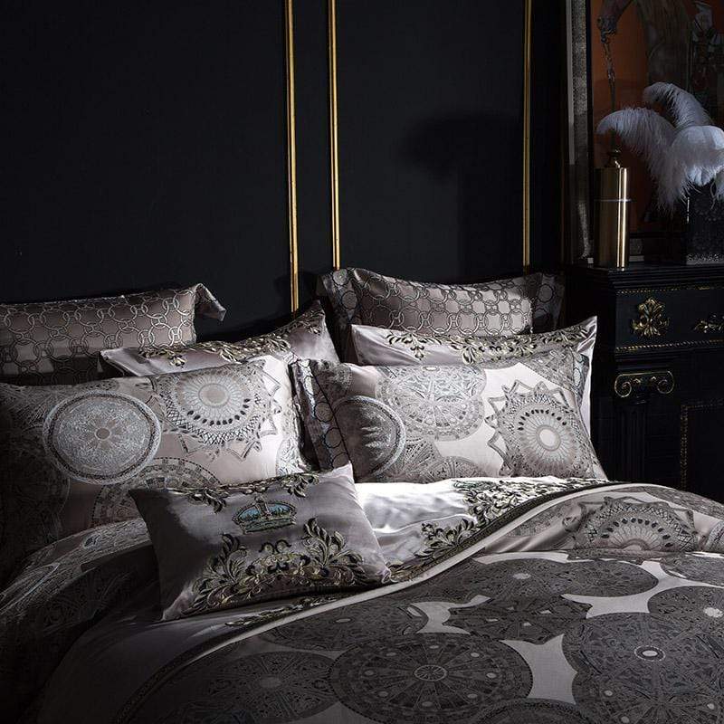 Wynn Luxury Silver Duvet Cover & Shams 600tc