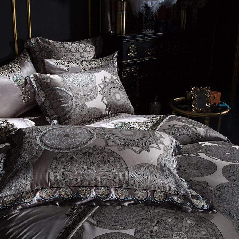 Wynn Luxury Silver Duvet Cover & Shams 600tc