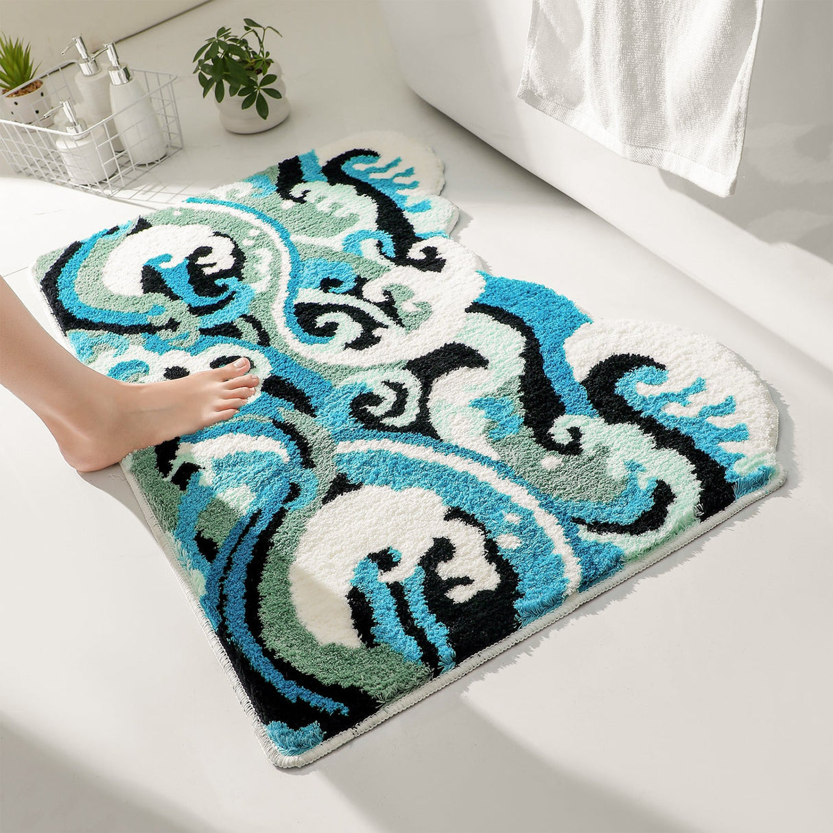 Great Wave Bath Mat, Blue and White Ocean Style Bathroom Rug, 60x90cm or 24''x35''