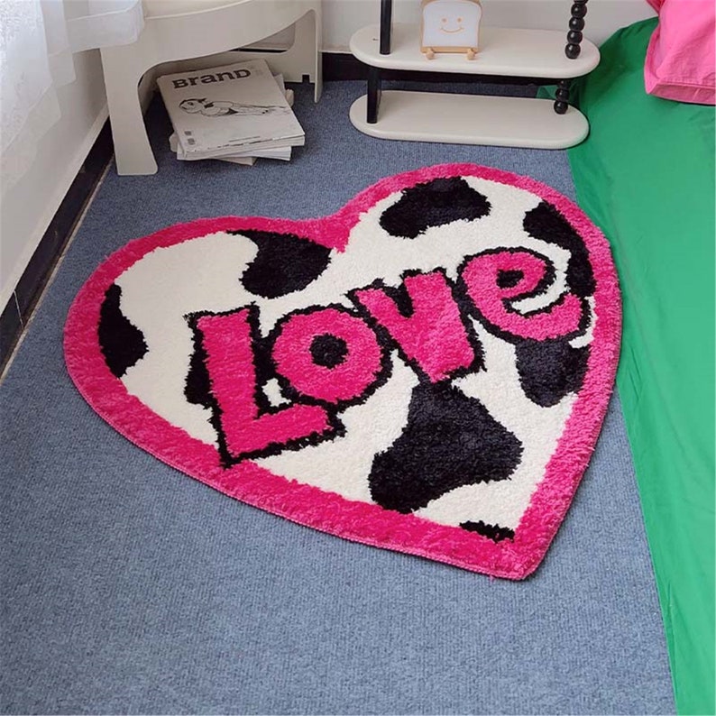 Feblilac Heart Shaped Cute Cow Love Tufted Bath Mat