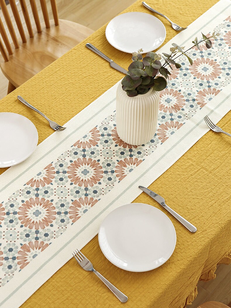 Cotton and linen Table Runners, Decorative Tassel table runners, Modern table setting.For Dining, Kitchen, Table Décor,Housewarming gift.