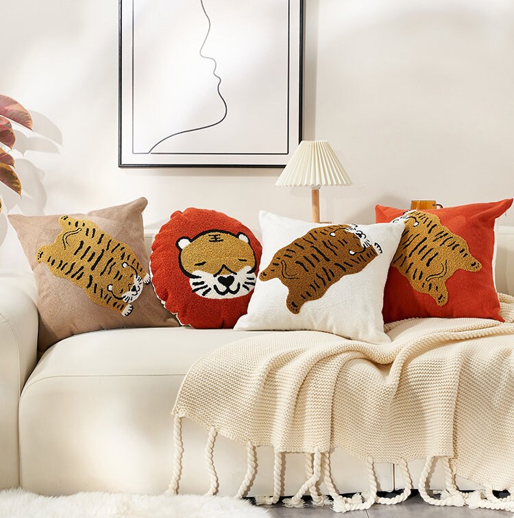 Tiger Cotton embroidered texture pillowcases, Retro luxury style Embroidered cushion pillows, decorative pillows, housewarming gifts.