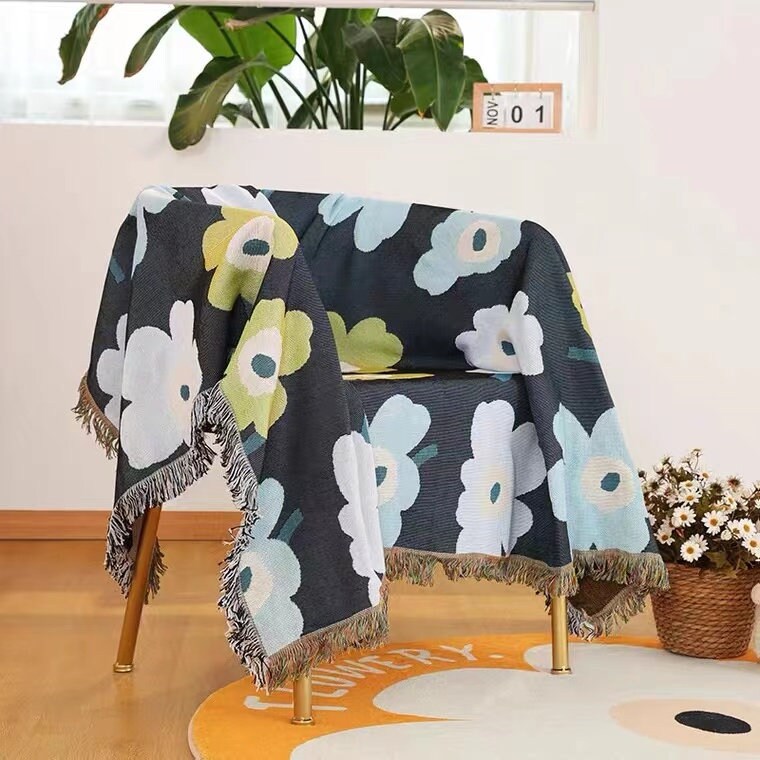 Daisy Throw Blanket sofa blanket tapestry decoration blanket,jacquard blanket sofa blanket,Cozy Nap Throw Blanket,Housewarming gift.