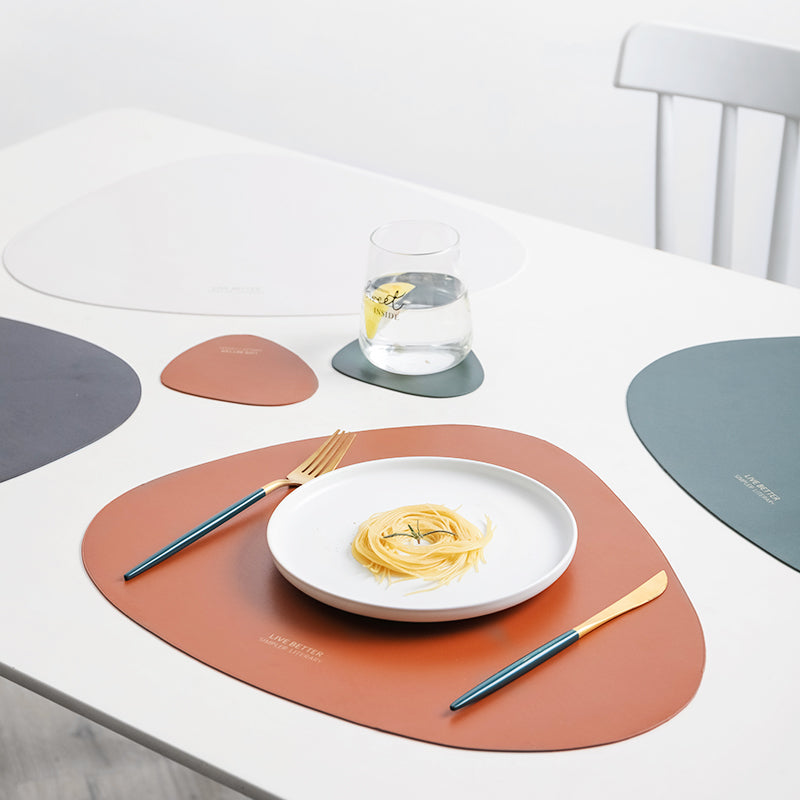 4 Colours Triangle Placemat Set