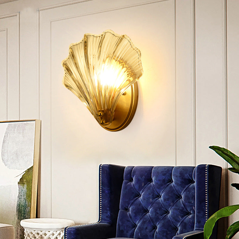 Beautiful Shell Wall Lamp