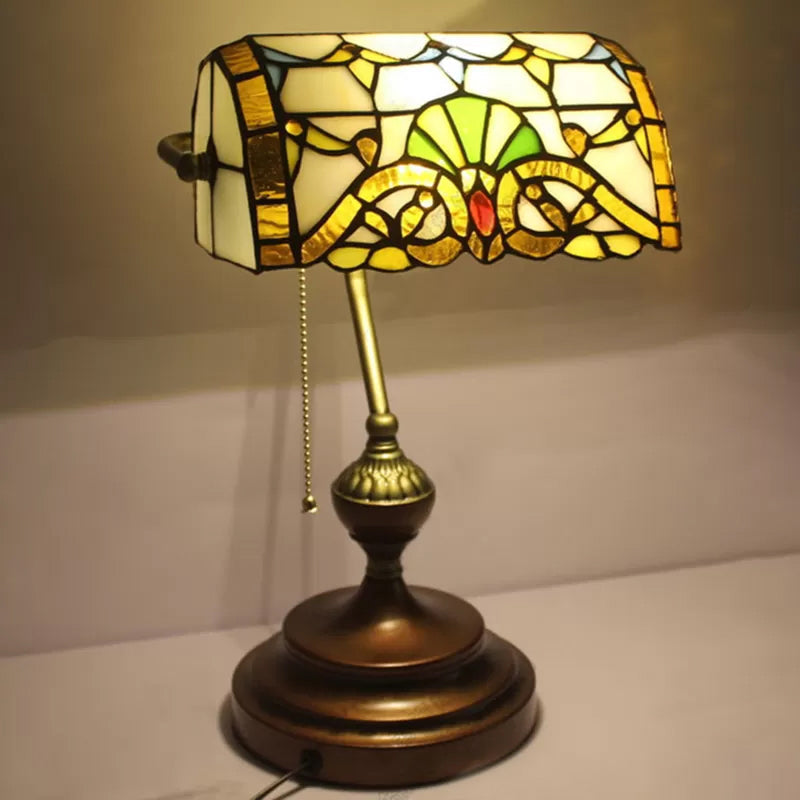 Tiffany Stylish Flower/Geometric/Baroque Bankers Table Lamp 1 Light Stainless Glass Brown Finish Table Lamp with Pull Chain