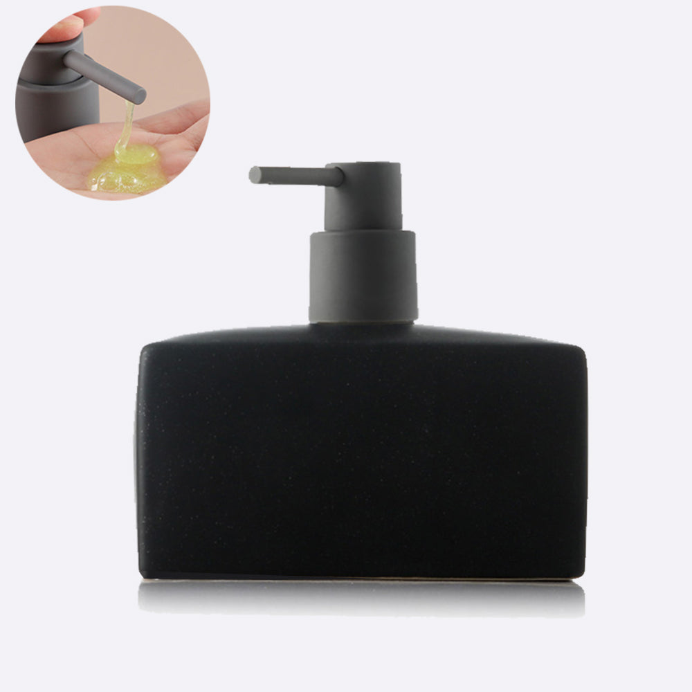 Black Ceramic Soap Dispenser, Liquid Bathroom Bottle, Simple Design, Refillable Reusable Lotion Pump for Bathroom Kitchen, 500ml/17.6oz