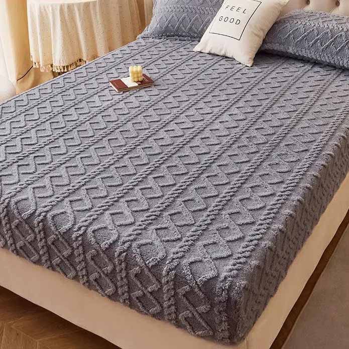 Poly Three-dimensional Solid Geometric Pattern Coral Flannel Fitted Sheet Bedding