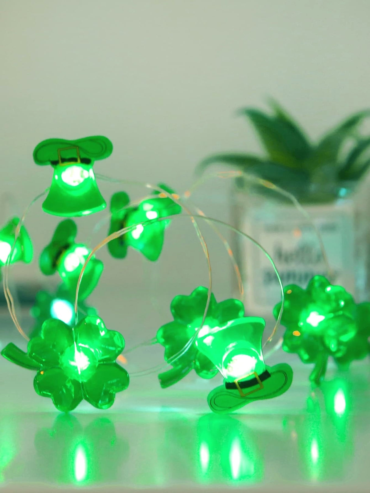 20 Led 2M Lucky Clover String Light - Novelty Lighting