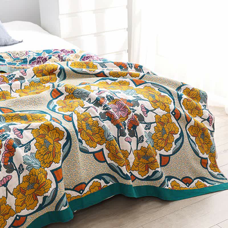 Blooming Peony Pattern Cotton Gauze Quilt