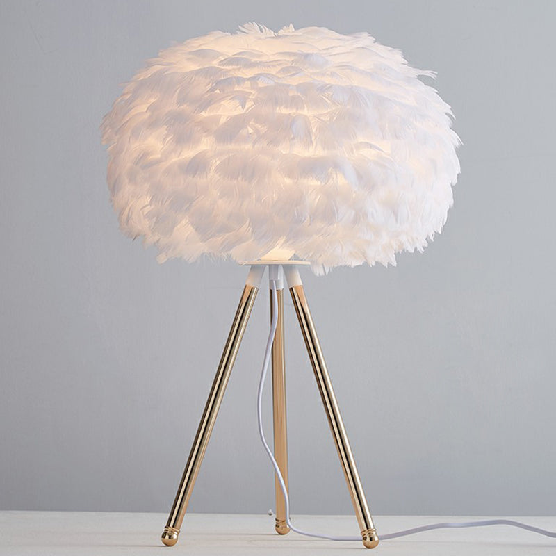 Feather Sphere Table Lighting Nordic 1 Head Nightstand Lamp with Metallic Tripod for Living Room