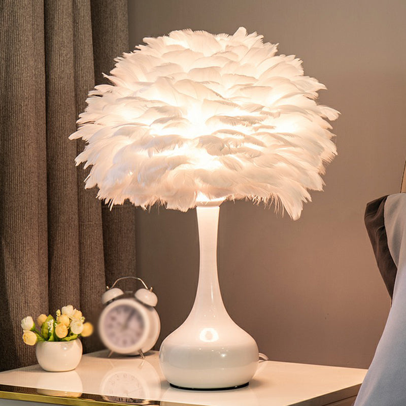 Feather Vase Night Stand Lamp Nordic 1-Bulb Table Lighting for Bedroom Decoration