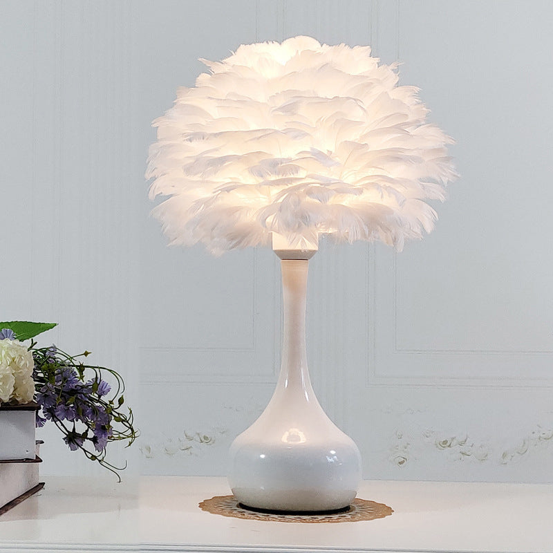 Feather Flower Vase Night Lighting Nordic Style Single-Bulb Table Light for Bedroom