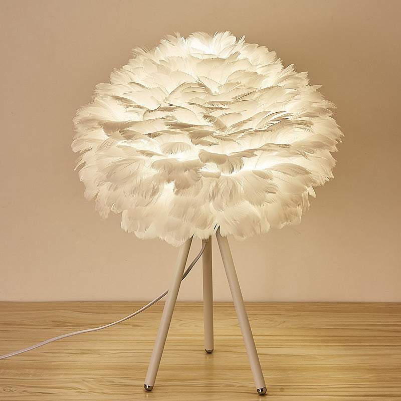 Minimalistic Spherical Night Lamp Feather 1-Head Bedside Table Light with Tripod