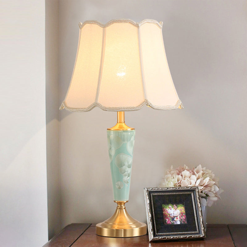 Classic Scalloped Table Lamp Single-Bulb Fabric Night Light with Flared Bottom in Blue