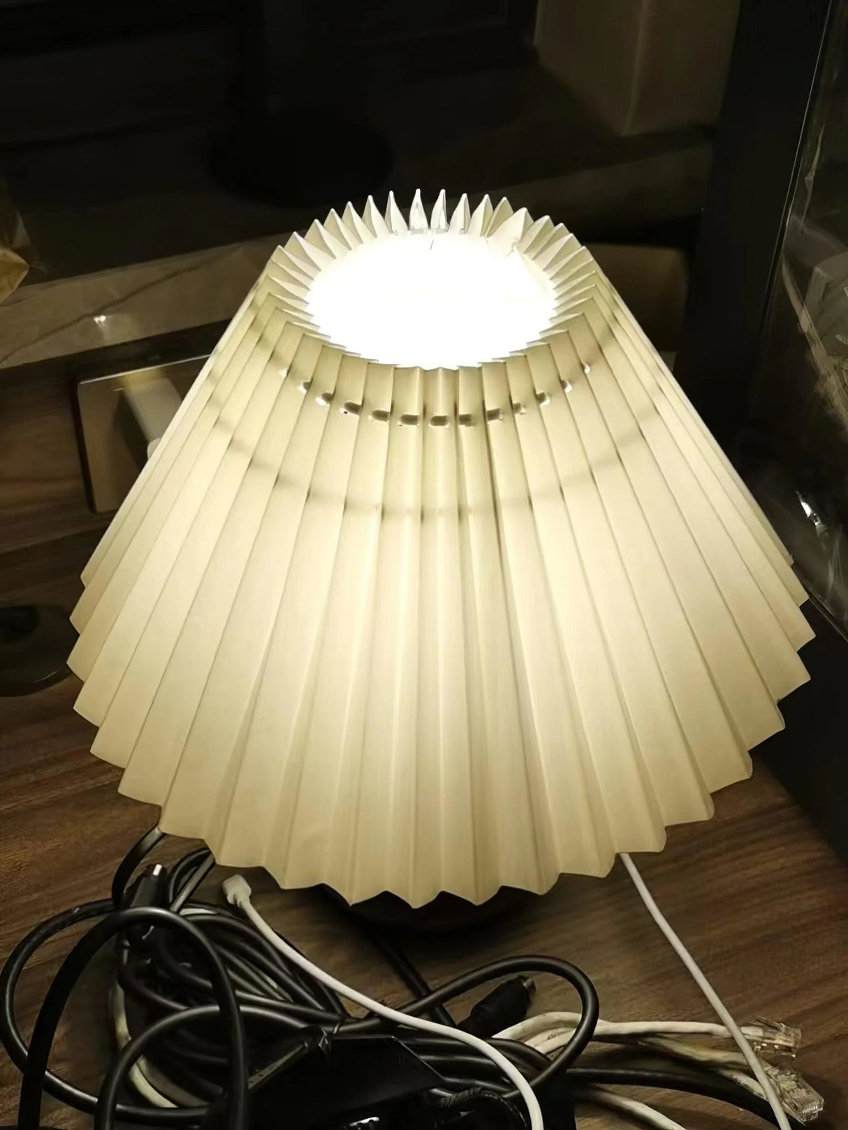 Ballet pleated Table Lamp