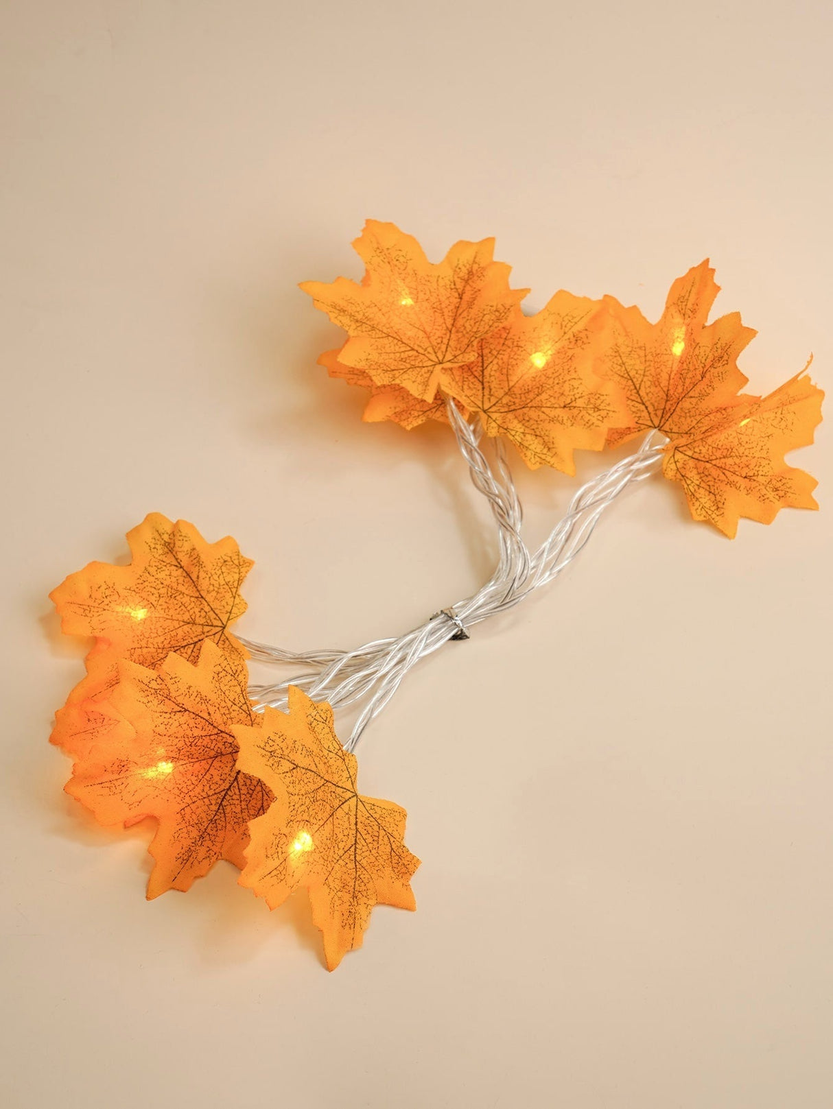 10 LED 2M Maple Leaf String Light - Novelty Lighting