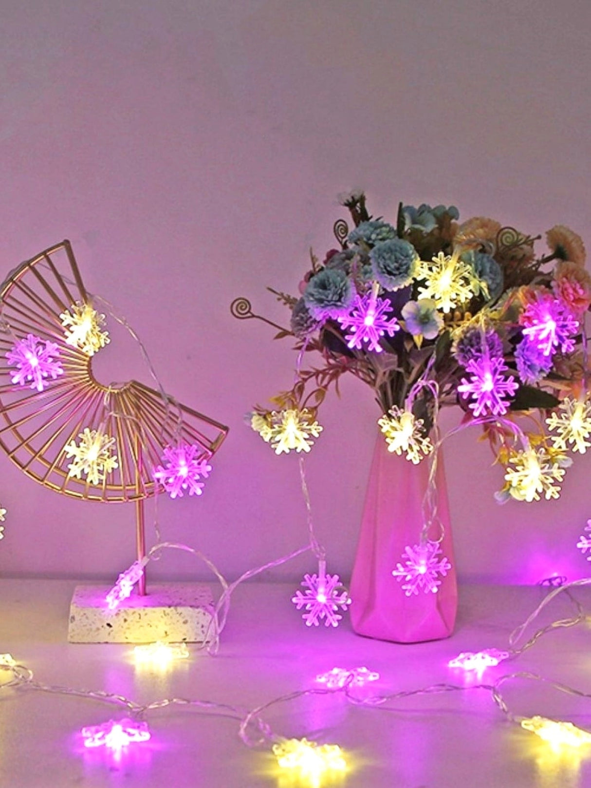 Christmas String Light with 20pcs Snowflake Shaped Bulb 1pc - Novelty Lighting