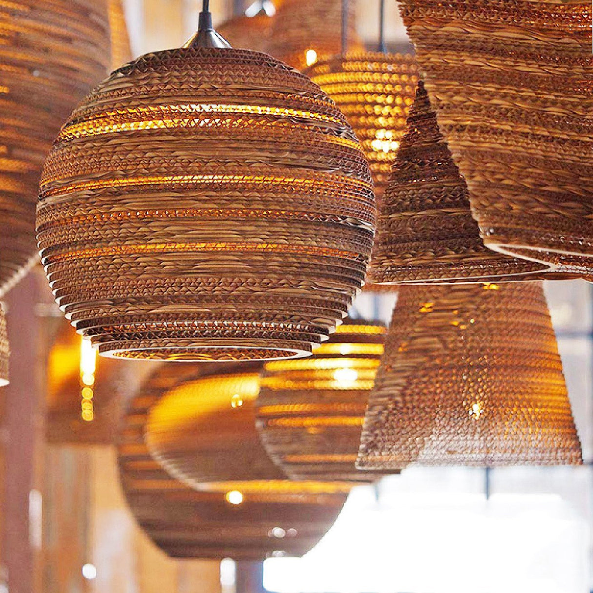 Luminaria Corrugated Board Pendant Light