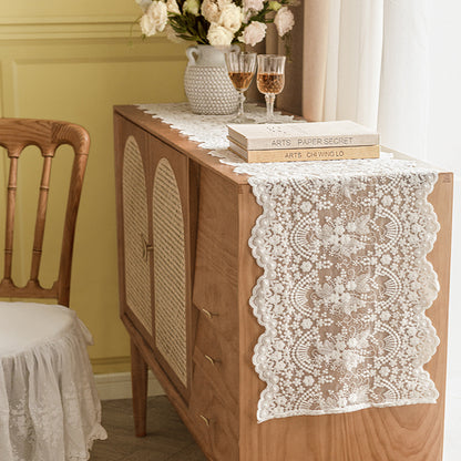 Dreamy French white three-dimensional embroidered lace table flag wedding banquet decoration rectangular coffee table cloth cover towel cloth