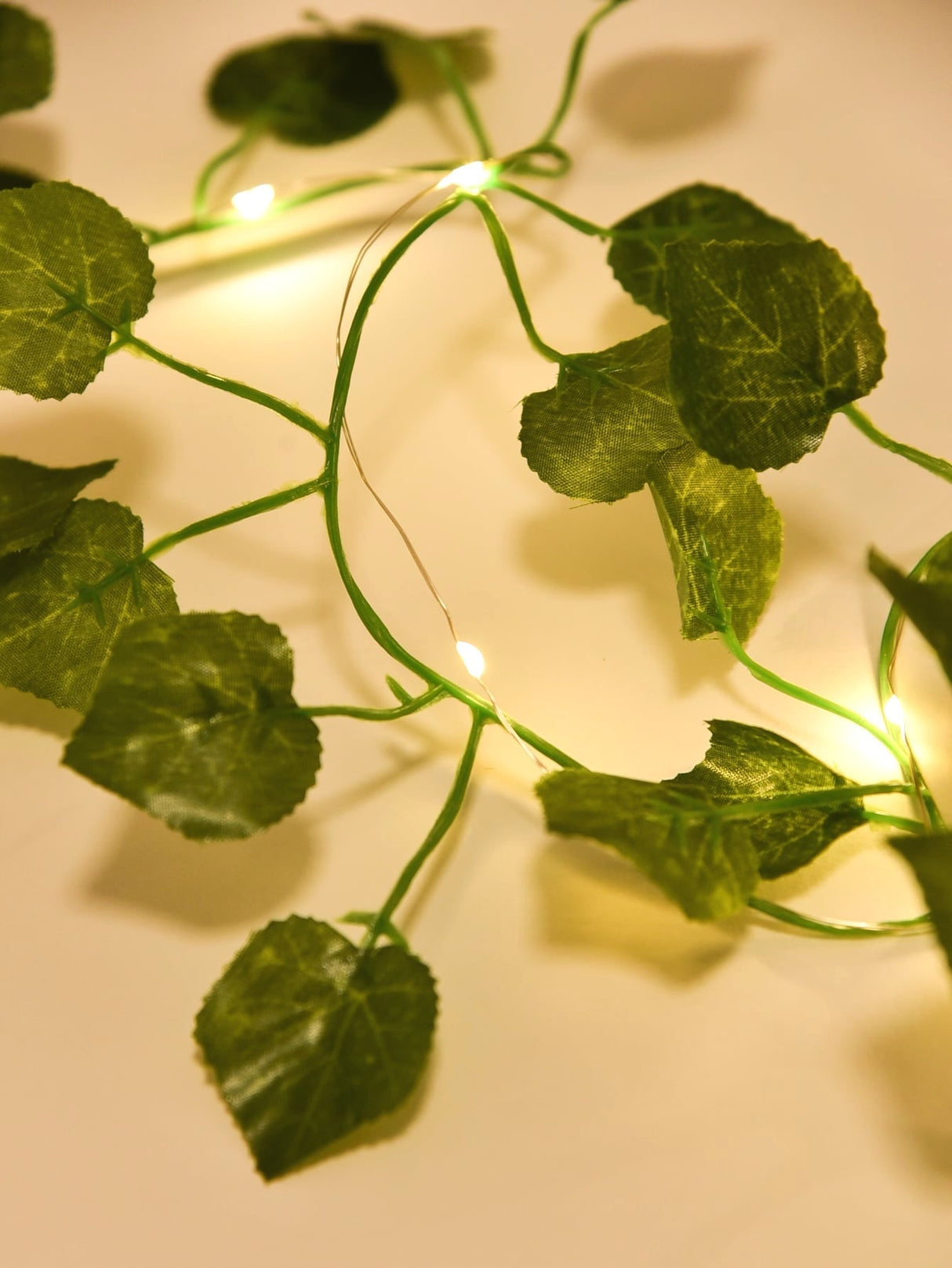 2m Artificial Vine String Light with 20pcs Bulb 1pc - Novelty Lighting