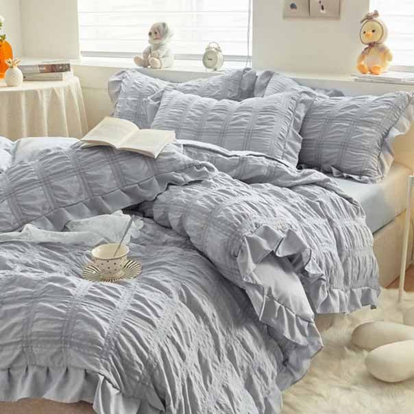 Solid Seersucker Poly Duvet Cover Bedding Set