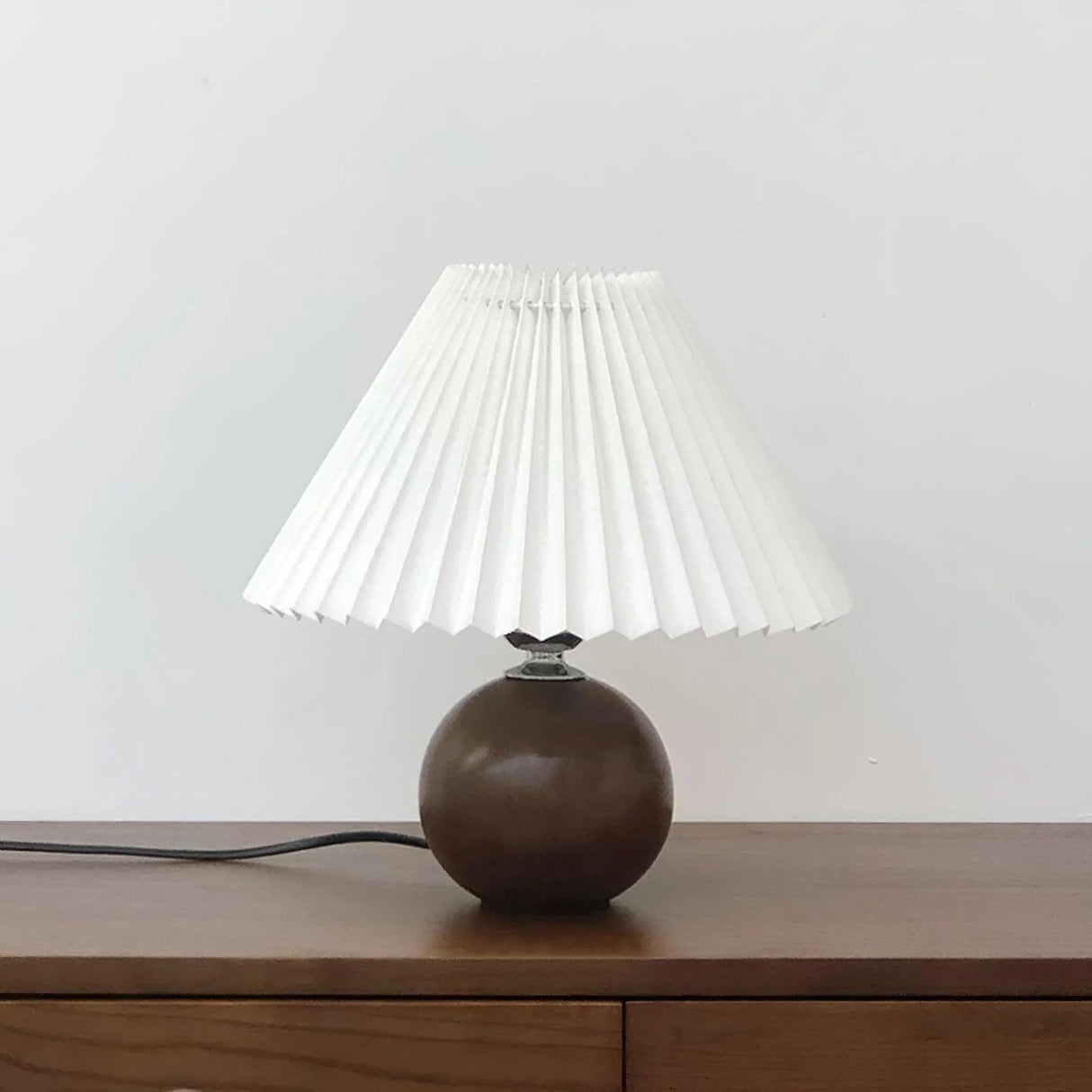 Ballet pleated Table Lamp