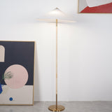 9602 Floor Lamp