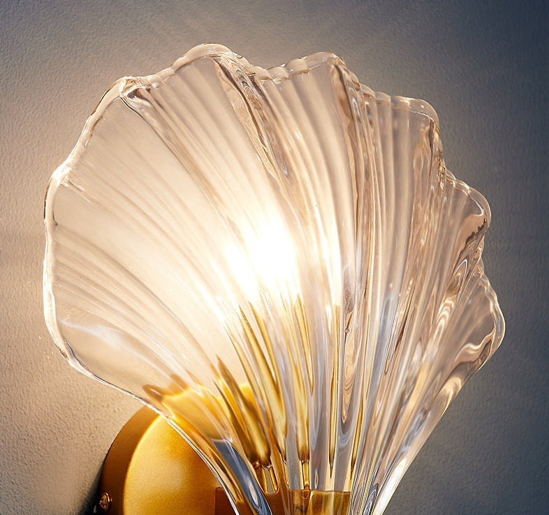 Beautiful Shell Wall Lamp