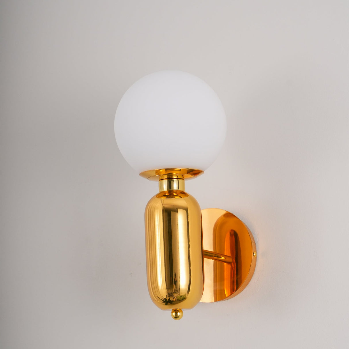 Aballs Wall Light